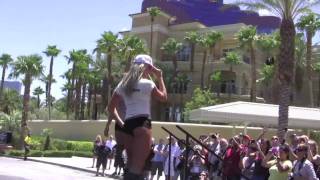 Phil Hellmuths Entrance  WSOP 2010  Ultimate Fighter  UBcom [upl. by Doll]