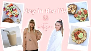 DAY IN THE LIFE of ELSAS WHOLESOME LIFE Ellie Bullen   The Wholesome Store Spoon Review [upl. by Autry]