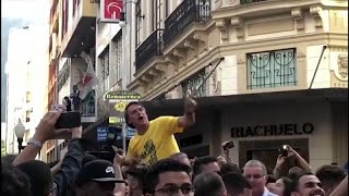 Brasile accoltellato Jair Bolsonaro candidato della destra [upl. by Cirtap155]