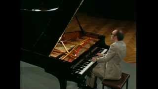 Alfred Brendel  Schubert  Piano Sonata No 22 in A major D 959 [upl. by Maller522]