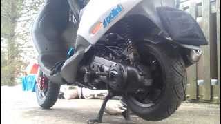 Piaggio Zip 80cc 4T 4 Stroke First start [upl. by Seuqram]