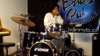 BONNY B riff blues 2 with Drums [upl. by Procto]