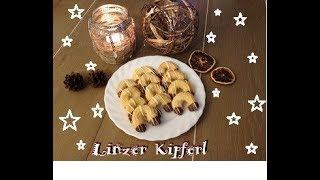 Bines Weihnachtsplätzchen Linzer Kipferl Rezept Weihnachtsplätzchen Sckokolade [upl. by Enywtna]