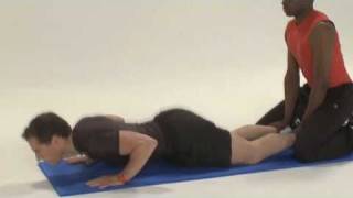 Oefening bovenbeen hamstrings nordic curl Exercise thigh Hamstrings nordic curl [upl. by Nirrat]