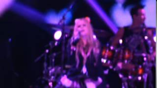 Avril Lavigne  Hello Kitty The Avril Lavigne Tour RJ [upl. by Dorris339]