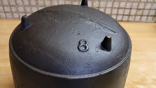 1800s Cast iron kettle Fire Damaged But it will still work just fine castiron foryou [upl. by Roberto]