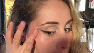 Tuto Maquillage  Comment appliquer lhighlighter ou enlumineur You Are Cosmetics [upl. by Novek745]