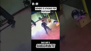 Hombre Recibe Lecciones de un Fantasma en el Gimnasio [upl. by Wilma]