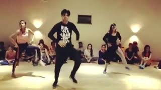 Mundeya Toh bach ke rahi Punjabi Song Bhangra Choreography [upl. by Farant430]