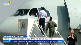 Aeronáutica recebe novo jato KC30 o maior da FAB [upl. by Lilhak627]