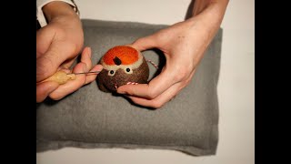 Needle Felted Robin Bauble Tutorial [upl. by Fredrick816]