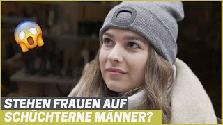 Finden Frauen schüchterne Männer attraktiv  Straßenumfrage 17 [upl. by Margit915]