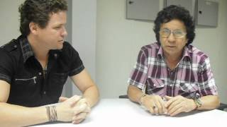 Bartô Galeno fala sobre sua carreira família e religião  27092012 [upl. by Elleinnod238]