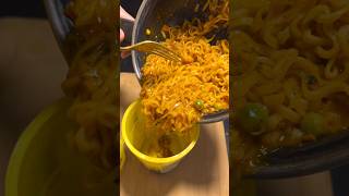 जब तक अपनी ना चलाऊ 🤩❗️noodles maggi recipe shorts [upl. by Yspyg]