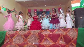 Chhota baccha jaan k hmko ankh dikha na re song performance by kg girls [upl. by Asinet]