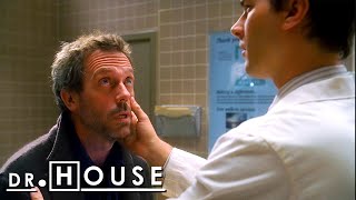 Feliz Blanca Navidad  Dr House Diagnóstico Médico [upl. by Azrim]