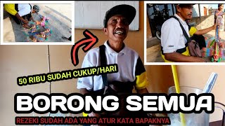 BORONG SEMUANYA  Penjual Mainan Lewat Depan Kantor [upl. by Cassaundra253]