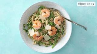 Spaghetti met avocadosaus  CookLoveShare [upl. by Enyamart]