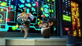 Madagascar 3  TV Spot quotI Like To Move Itquot Afro Circo Remix Español Latino Full HD [upl. by Odel965]