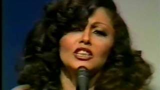 Maria Creuza canta quotLapinhaquot em 1975 [upl. by Chick162]