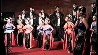 Gracioso Sonora Choir  Tari Kembang Soka  KPS Unpar 2003 [upl. by Brittne445]