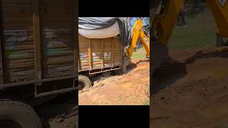 truck over loaded ang Jcb pulling truck and Jcb short videoyoutubeshorts [upl. by Utta382]