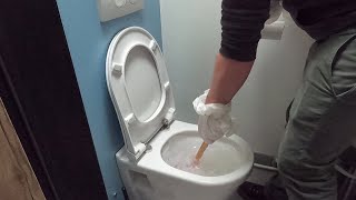 Déboucher toilette en 1 minute 🚽🚾 [upl. by Silin]