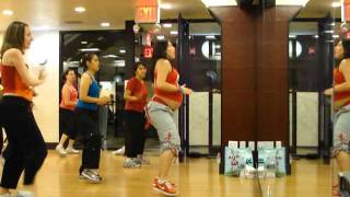 Zumba Fitness  Estan Bailando Remix by La Makina [upl. by Adnoyek208]