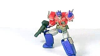 Transformers Revoltech G1 Optimus Prime Review en Español [upl. by Philender563]