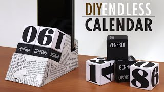 Calendario perpetuo fai da te con cartone riciclato porta smartphone o biglietti da visita [upl. by Edaj]