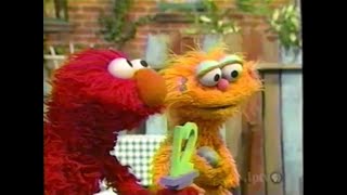 Sesame Street Elmos Playdate with a Pet Rock  Crafty Friends Episode on HBO Max [upl. by Zerep696]