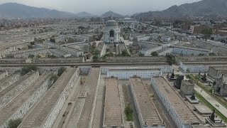 Presbítero Maestro un cementerio con valor histórico y artístico [upl. by Ursala]