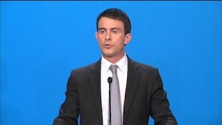 Valls le montant des prestations sociales ne seront pas revalorisées jusquen octobre 2015  1604 [upl. by Aniaj397]