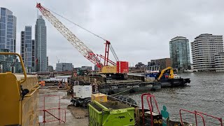 WELDEX CRAWLER CRANE barge transfer Tideway WELDEX [upl. by Wiseman]