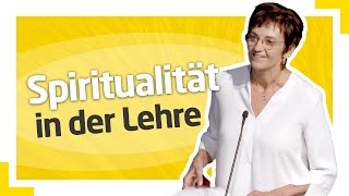 Gegen eine Welt der Kälte als Lehrkraft bestehen [upl. by Titos]