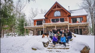 Casa de Ensueño  Tour de una Cabaña de Madera  Vacaciones de Invierno en Canadá [upl. by Cockburn]