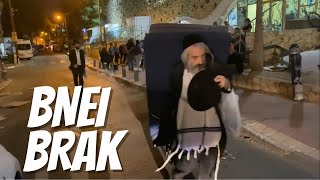 🇮🇱 DEEP INSIDE BNEI BRAK ULTRA ORTHODOX CITY Best Kosher Cholent Israeli Street Food Hunt Israel [upl. by Gayleen407]