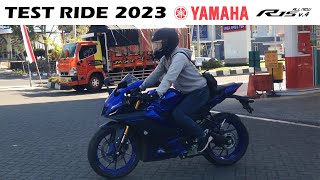 2023 Yamaha R15 V4 PURE SOUND  NIGHT TOPSPEED [upl. by Garnes882]