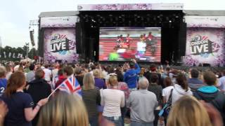 London 2012 Mo Farah Wins 5000m  Hyde Park [upl. by Lacey407]