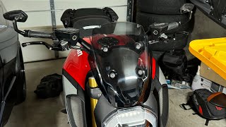 Ducati Diavel 1260 OEM Windscreen Install [upl. by Eng]