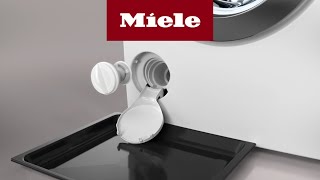 Hoe vervang ik het filterinzetstuk in mijn wasmachine  Miele [upl. by Hukill]