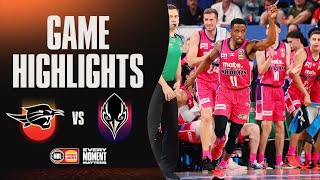 Perth Wildcats vs Adelaide 36ers  Game Highlights [upl. by Chrystel]