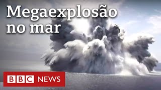 Marinha dos EUA provoca megaexplosão no mar para testar portaaviões [upl. by Gaile172]