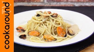 Spaghetti cacio e pepe con le cozze  goduria suprema [upl. by Oiraved]