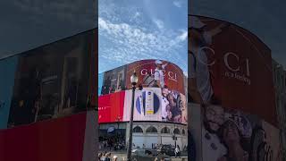 Piccadilly Circus London the city of multicultural nature [upl. by Ping806]