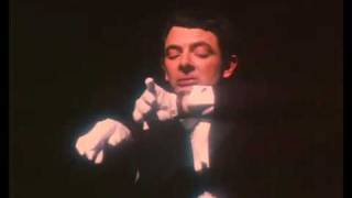 Mr BeanRowan Atkinson plays Beethovens Pathetique Sonata and Moonlight Sonata Piano [upl. by Lammaj]