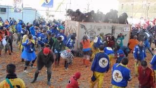 I Falchi di Re Arduino  Carnevale Ivrea 2014 [upl. by Ylerebmik762]