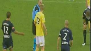 Kevin Muscat kicks ball into referee  Melbourne Victory [upl. by Dorene952]