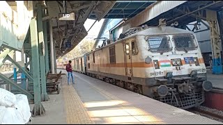 22936 PALITANA  MUMBAI BANDRA SF EXPRESS  पालिताना  बांद्रा टर्मिनस साप्ताहिक सुपरफास्ट एक्सप्रेस [upl. by Swarts143]