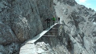 Ferrata Ivano Dibona Dolomiten  WW1Ruinen erster Steigabschnitt  Abenteuer Alpin 2012 Folge 22 [upl. by Colombi737]